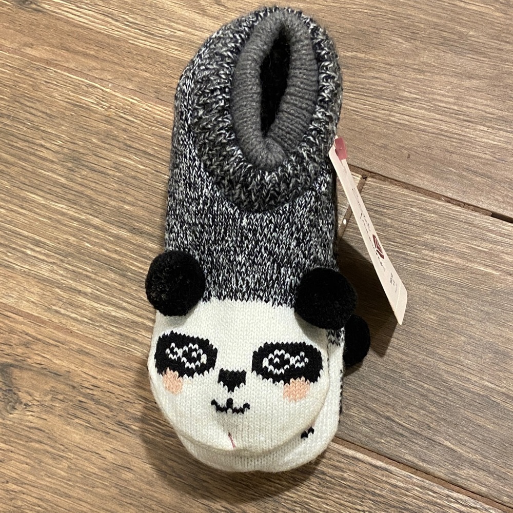 🧡 Women’s ‘Secret Treasures’ panda slipper socks